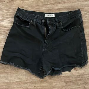Madewell black denim high rise shorts size 28